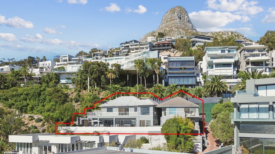 7 Bedroom Property for Sale in Bantry Bay Western Cape